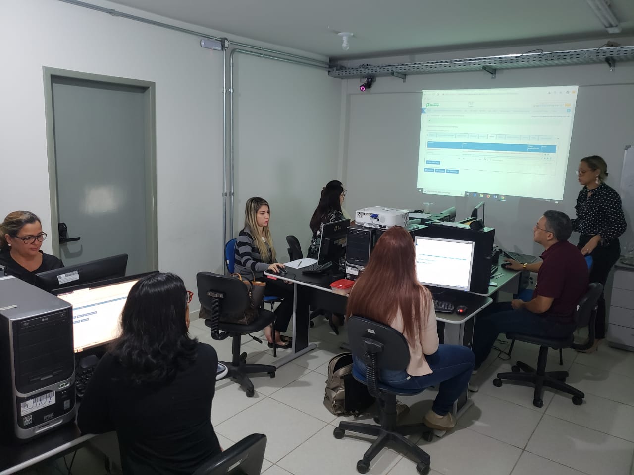 POLÍCIA CIVIL PROMOVE TREINAMENTO SOBRE PPE